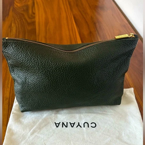 Cuyana Pebbled Leather Clutch in Dark Olive (Dark Green) - Picture 1 of 6
